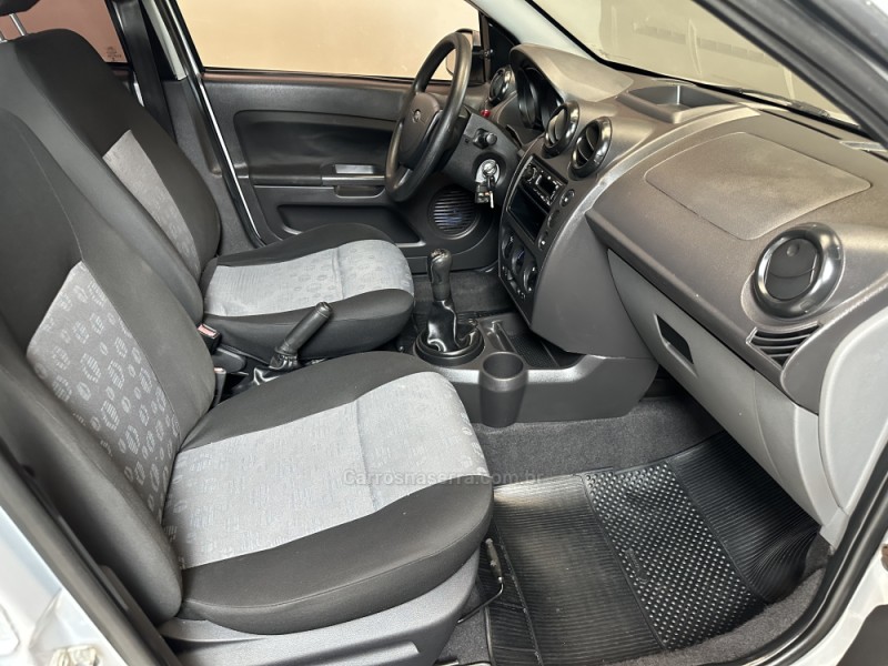 FIESTA 1.0 MPI HATCH 8V FLEX 4P MANUAL - 2014 - SAPIRANGA