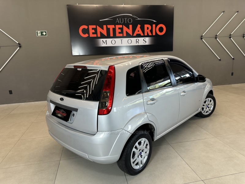 FIESTA 1.0 MPI HATCH 8V FLEX 4P MANUAL - 2014 - SAPIRANGA