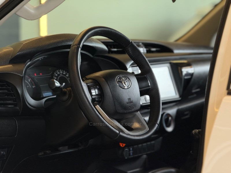 HILUX 2.8 4X4 CD 8V DIESEL 4P MANUAL - 2021 - CAXIAS DO SUL