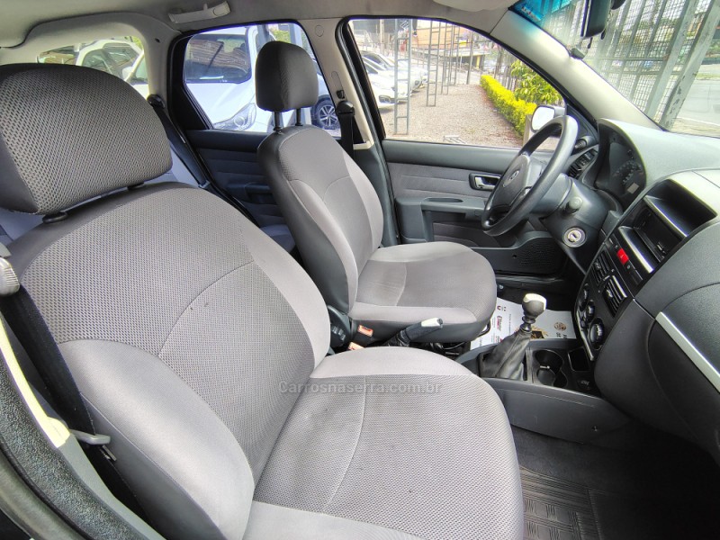 PALIO 1.4 MPI FIRE ELX WEEKEND 8V FLEX 4P MANUAL - 2006 - CAXIAS DO SUL