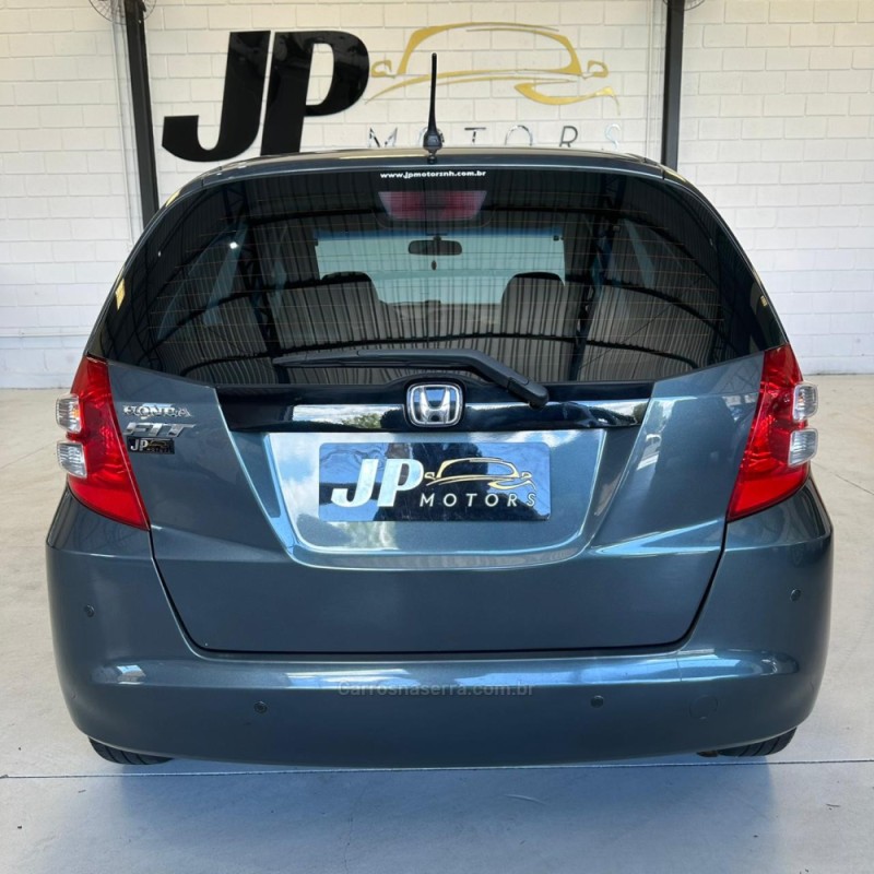 FIT 1.4 LX 8V GASOLINA 4P AUTOMÁTICO - 2011 - NOVO HAMBURGO