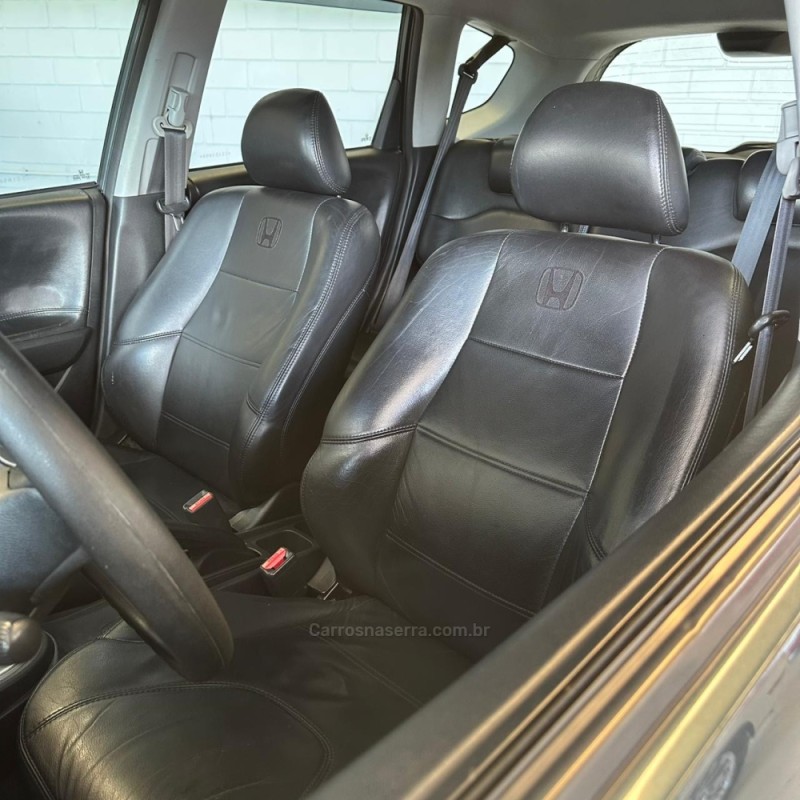 FIT 1.4 LX 8V GASOLINA 4P AUTOMÁTICO - 2011 - NOVO HAMBURGO