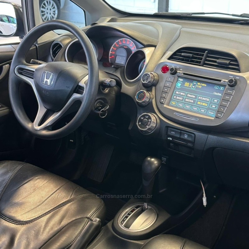 FIT 1.4 LX 8V GASOLINA 4P AUTOMÁTICO - 2011 - NOVO HAMBURGO