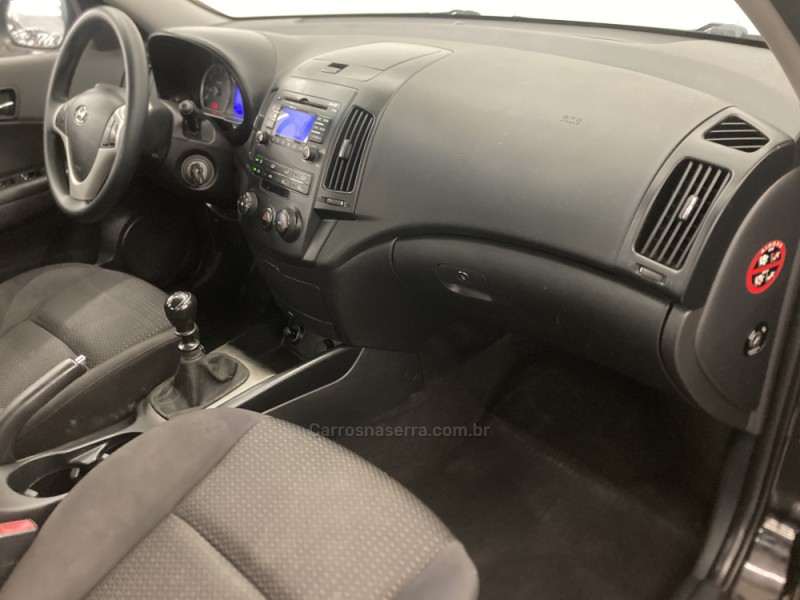 I30 2.0 MPI 16V GASOLINA 4P MANUAL - 2010 - CAXIAS DO SUL