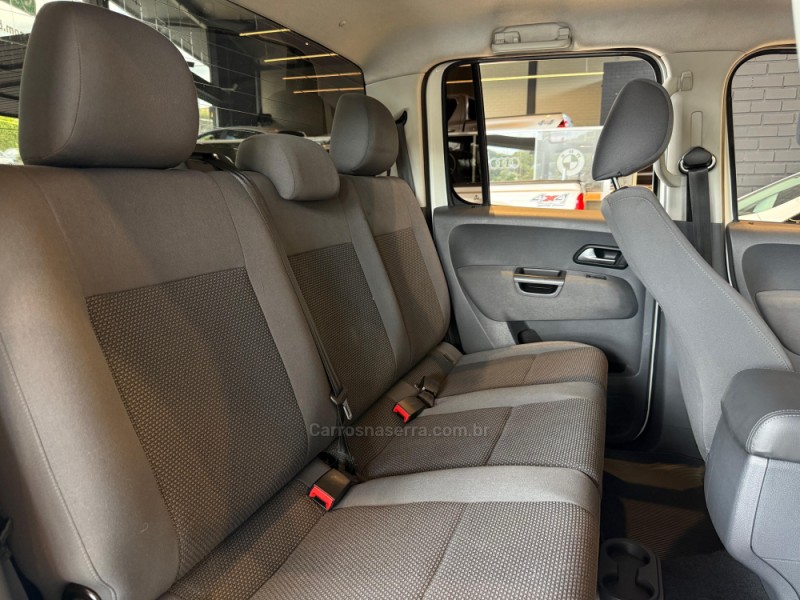 AMAROK 2.0 TRENDLINE 4X4 CD 16V TURBO INTERCOOLER DIESEL 4P AUTOMÁTICO - 2016 - CAXIAS DO SUL