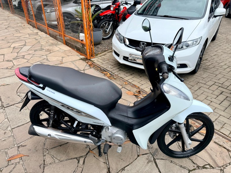 BIZ 125 EX - 2016 - TRêS COROAS