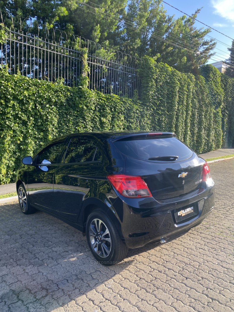 ONIX 1.4 MPFI LTZ 8V FLEX 4P AUTOMÁTICO - 2016 - MONTENEGRO
