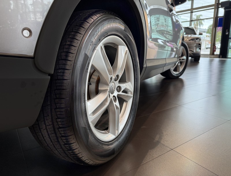 Q3 1.4 TFSI AMBITION GASOLINA 4P AUTOMÁTICA - 2018 - FARROUPILHA