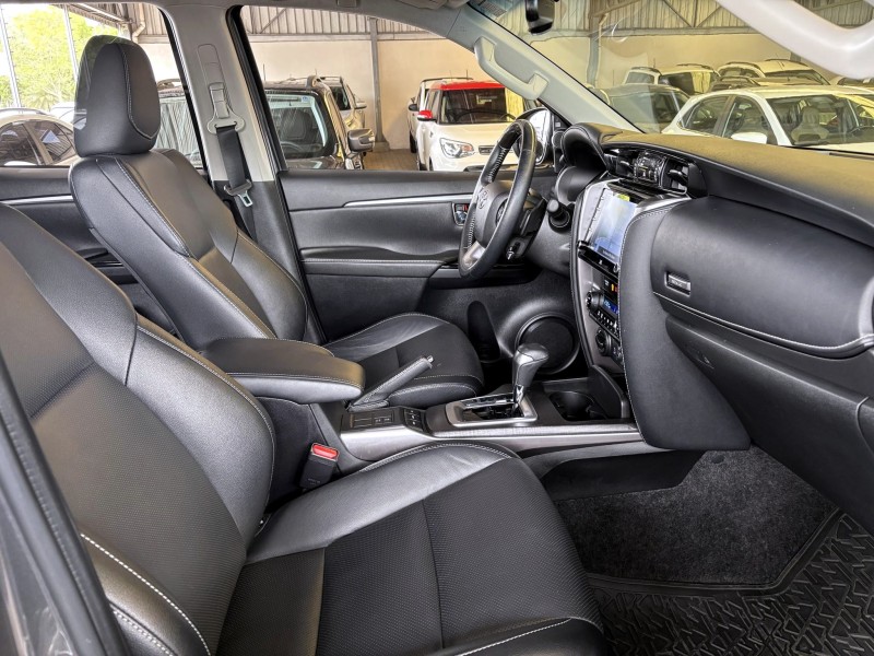 HILUX SW4 2.8 SRX 4X4 16V TURBO INTERCOOLER DIESEL 4P AUTOMÁTICO - 2022 - FARROUPILHA