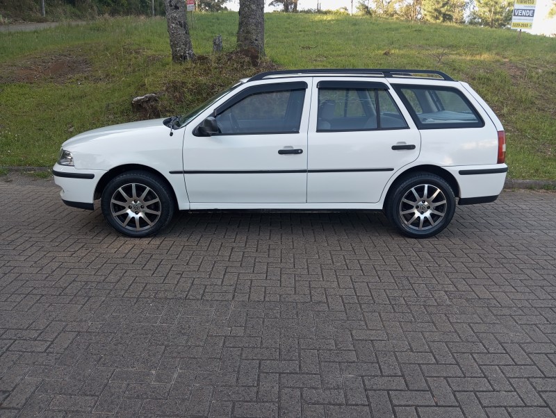 PARATI 1.8 MI 8V GASOLINA 4P MANUAL G.III - 2002 - CAXIAS DO SUL