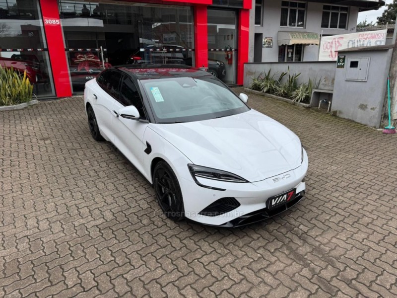 SEAL AWD ELÉTRICO 4P AUTOMÁTICO - 2025 - NOVO HAMBURGO