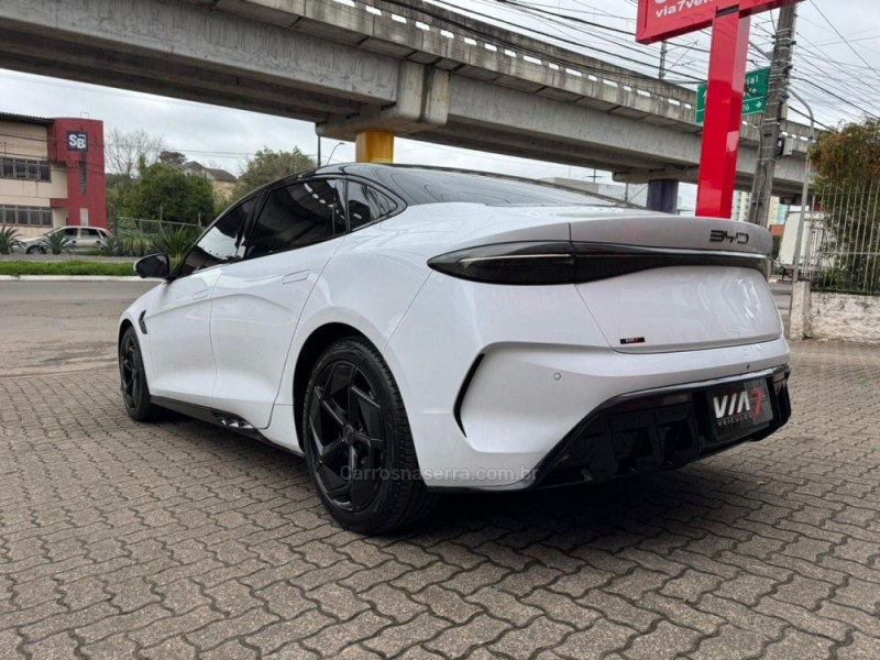 SEAL AWD ELÉTRICO 4P AUTOMÁTICO - 2025 - NOVO HAMBURGO