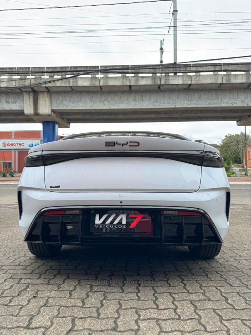 SEAL AWD ELÉTRICO 4P AUTOMÁTICO - 2025 - NOVO HAMBURGO