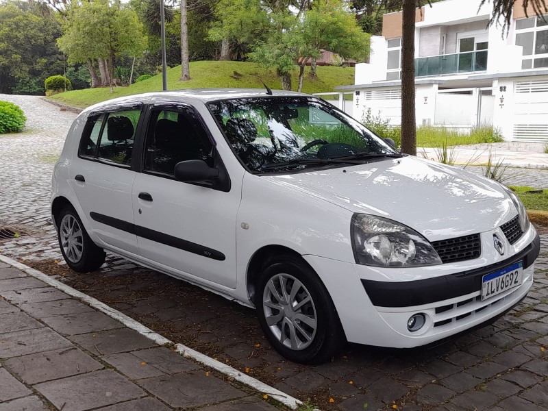 CLIO 1.0 EXPRESSION 8V GASOLINA 4P MANUAL - 2004 - FARROUPILHA