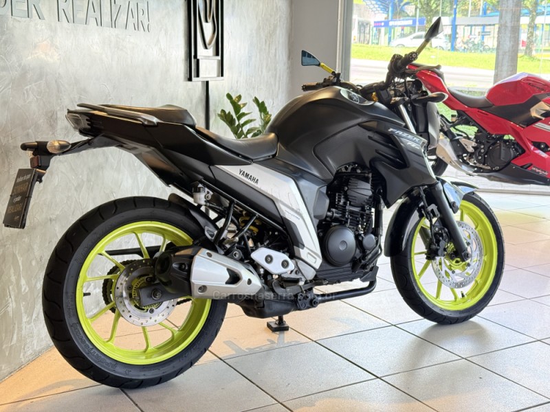 FAZER FZ25 - 2023 - CAXIAS DO SUL