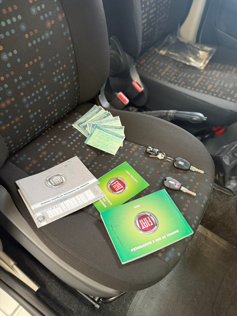 UNO 1.0 EVO VIVACE 8V FLEX 4P MANUAL - 2014 - CAXIAS DO SUL