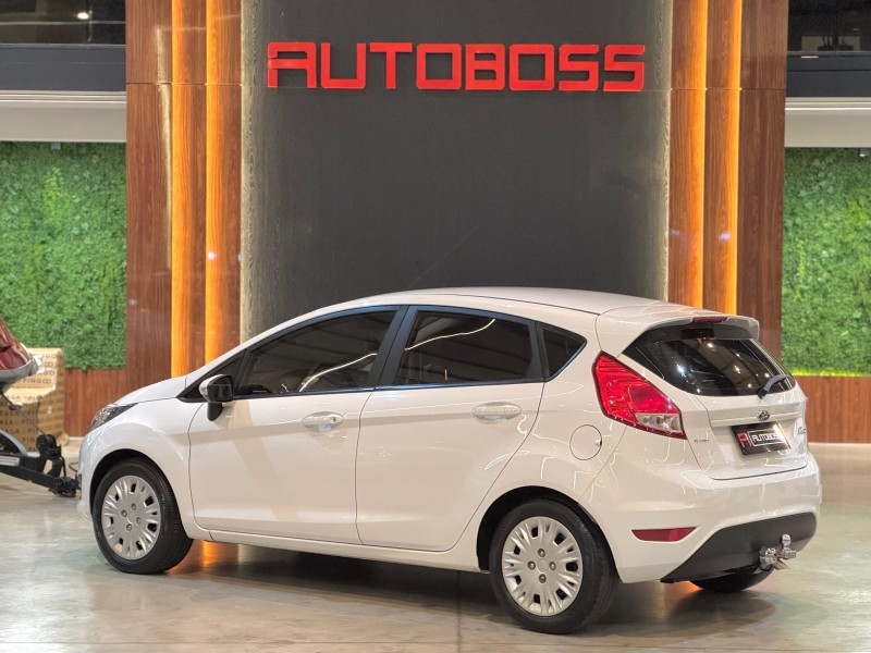FIESTA 1.6 SE HATCH 16V FLEX 4P MANUAL - 2017 - NOVO HAMBURGO