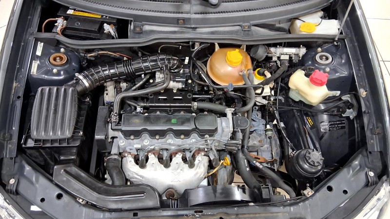 CLASSIC 1.0 VHC LIFE 8V FLEX 4P MANUAL - 2013 - CAXIAS DO SUL