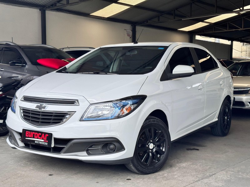 CHEVROLET - PRISMA - 2014/2015 - Branca - R$ 49.900,00