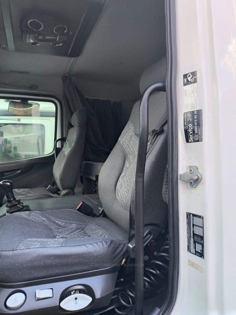 ATEGO 2429 6X2 - 2014 - GARIBALDI