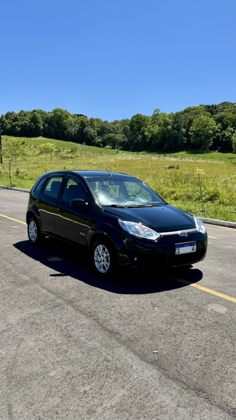 FIESTA 1.6 MPI CLASS HATCH 8V FLEX 4P MANUAL - 2012 - CARLOS BARBOSA