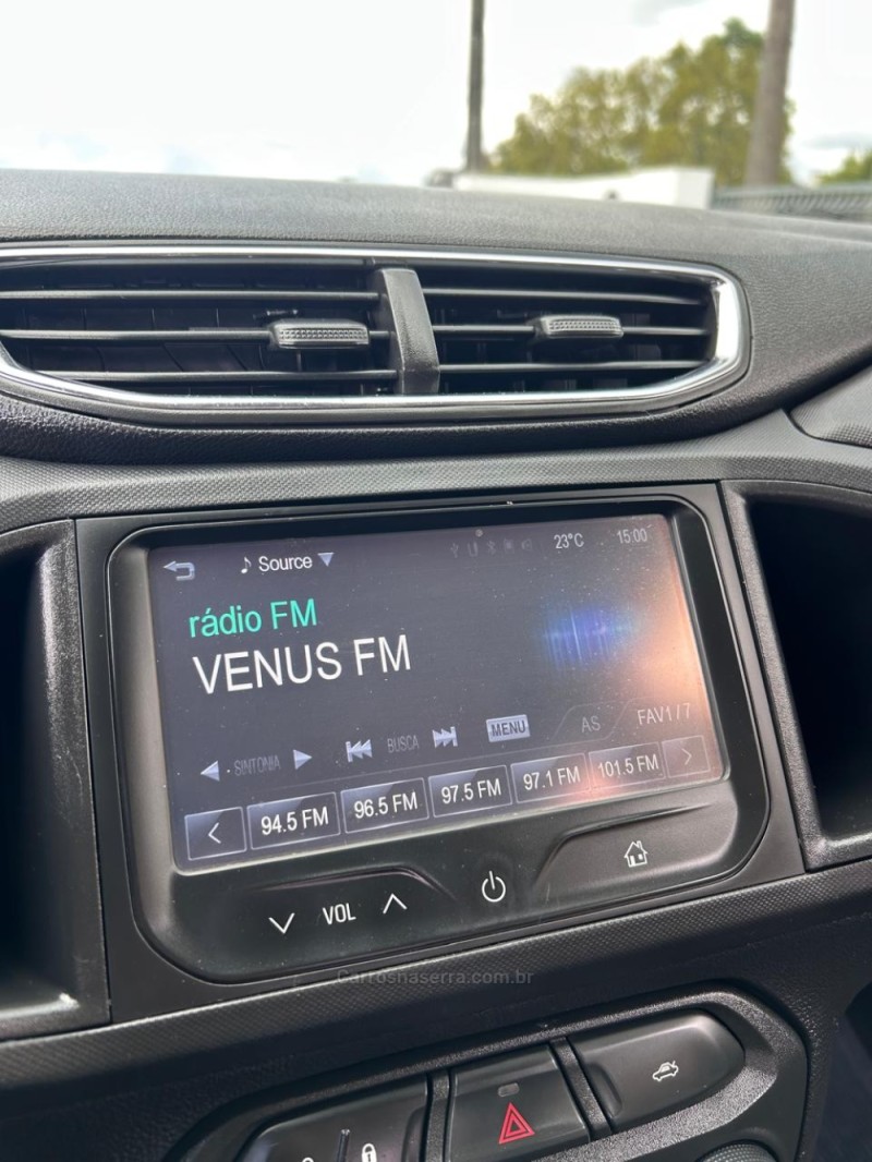 ONIX 1.4 MPFI LTZ 8V FLEX 4P MANUAL - 2015 - VENâNCIO AIRES