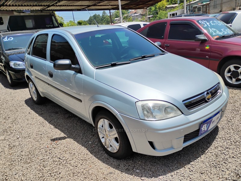 CORSA 1.4 MPFI MAXX 8V FLEX 4P MANUAL - 2009 - CAXIAS DO SUL