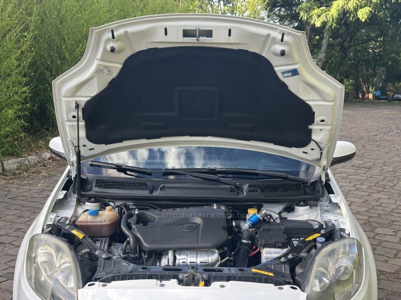 BRAVO 1.4 16V T-JET GASOLINA 4P MANUAL - 2014 - NOVA PRATA