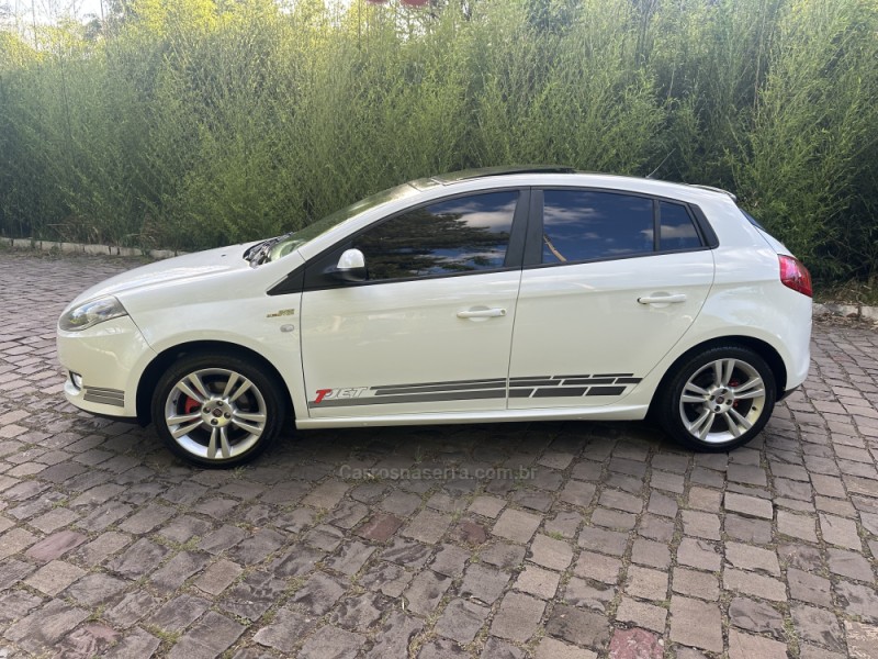 BRAVO 1.4 16V T-JET GASOLINA 4P MANUAL - 2014 - NOVA PRATA