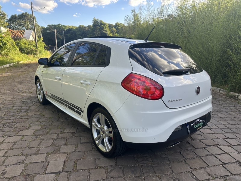BRAVO 1.4 16V T-JET GASOLINA 4P MANUAL - 2014 - NOVA PRATA