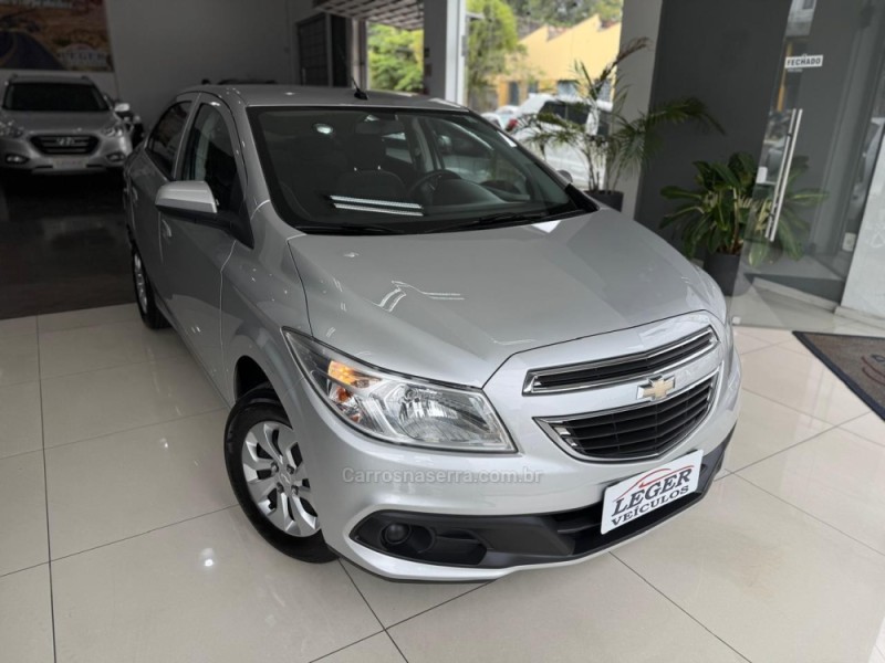 PRISMA 1.0 MPFI LT 8V FLEX 4P MANUAL - 2014 - SãO LEOPOLDO
