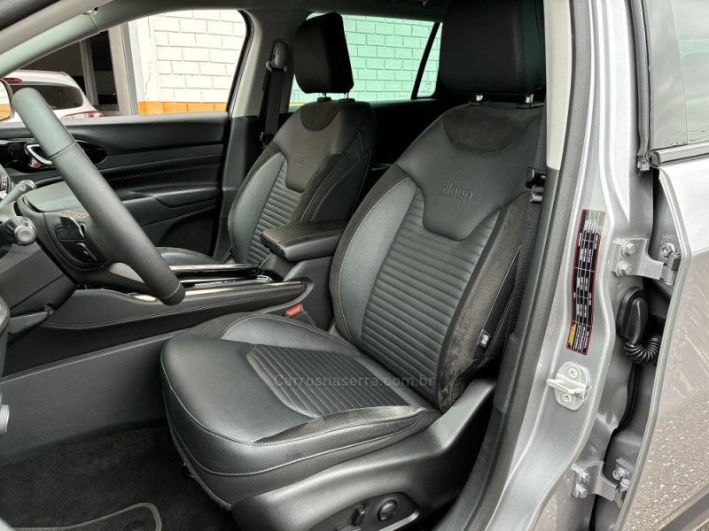 COMMANDER 1.3 LIMITED T270 16V 4X2 TURBO FLEX 4P AUTOMÁTICO - 2025 - VENâNCIO AIRES