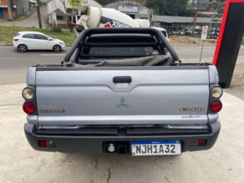 L200 OUTDOOR 2.5 GLS 4X4 CD 8V TURBO INTERCOOLER DIESEL 4P MANUAL - 2010 - CAXIAS DO SUL