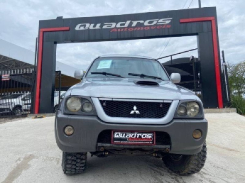 L200 OUTDOOR 2.5 GLS 4X4 CD 8V TURBO INTERCOOLER DIESEL 4P MANUAL - 2010 - CAXIAS DO SUL