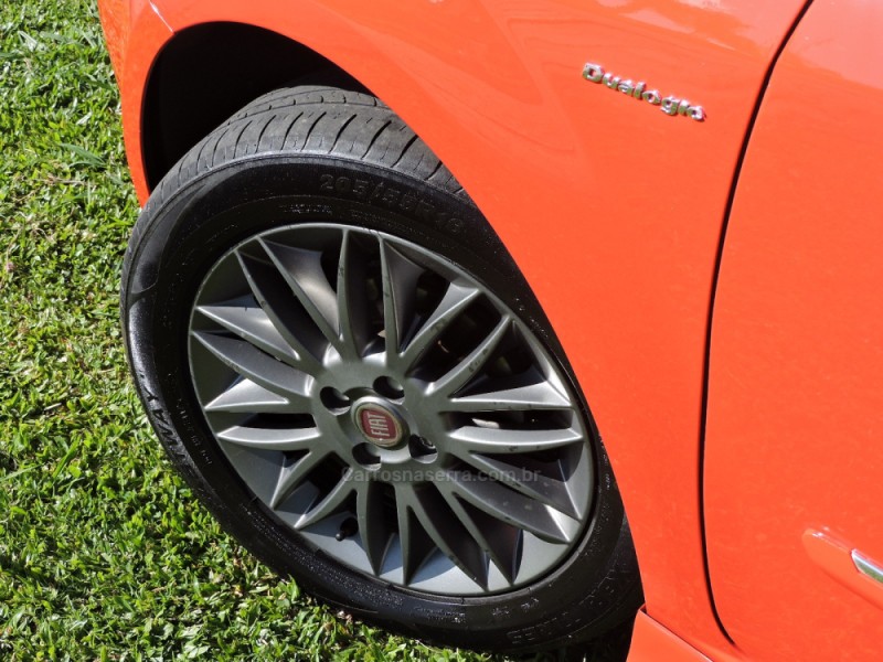 PUNTO 1.8 SPORTING 16V FLEX 4P AUTOMATIZADO - 2015 - SãO MARCOS