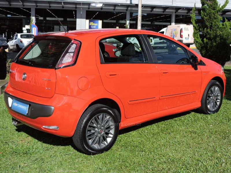 PUNTO 1.8 SPORTING 16V FLEX 4P AUTOMATIZADO - 2015 - SãO MARCOS