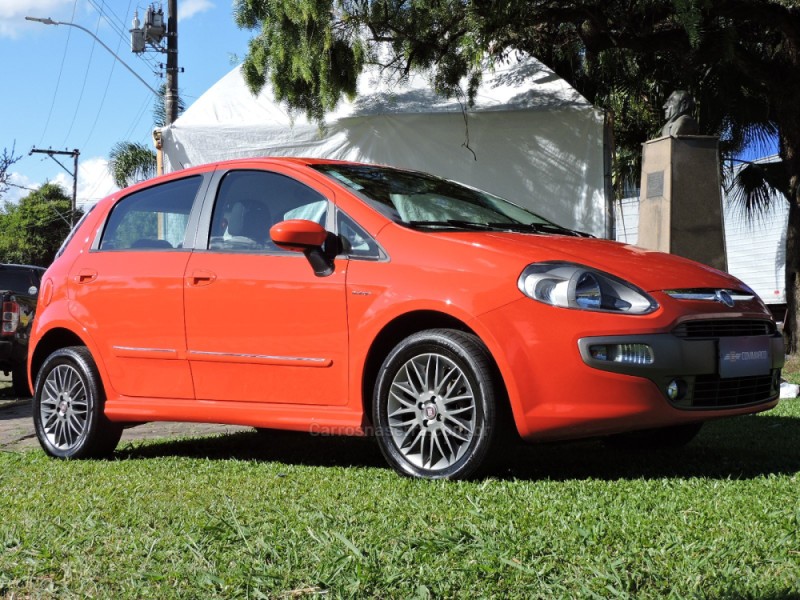 PUNTO 1.8 SPORTING 16V FLEX 4P AUTOMATIZADO - 2015 - SãO MARCOS