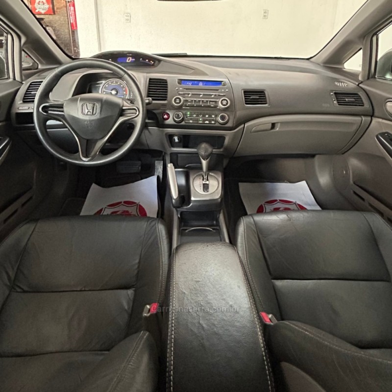 CIVIC 1.8 LXS 16V GASOLINA 4P AUTOMÁTICO - 2007 - VACARIA
