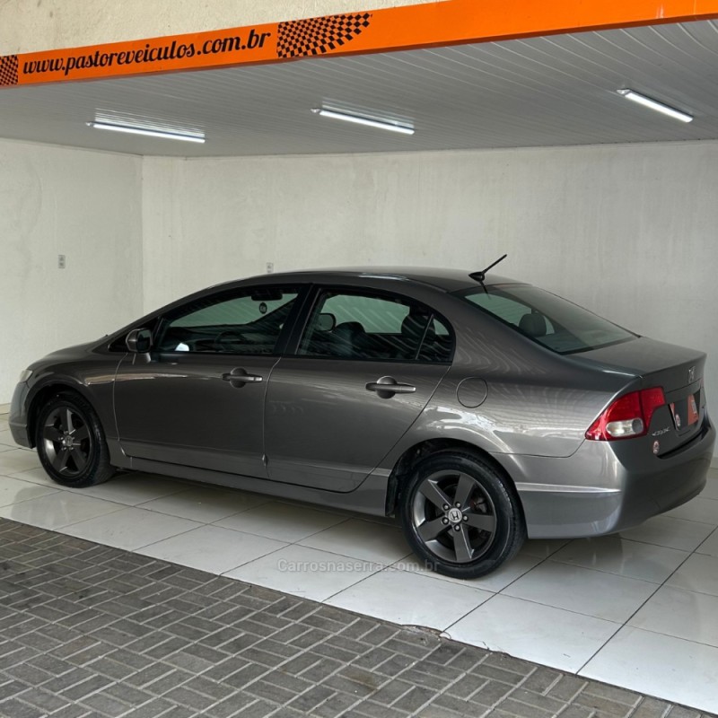 CIVIC 1.8 LXS 16V GASOLINA 4P AUTOMÁTICO - 2007 - VACARIA