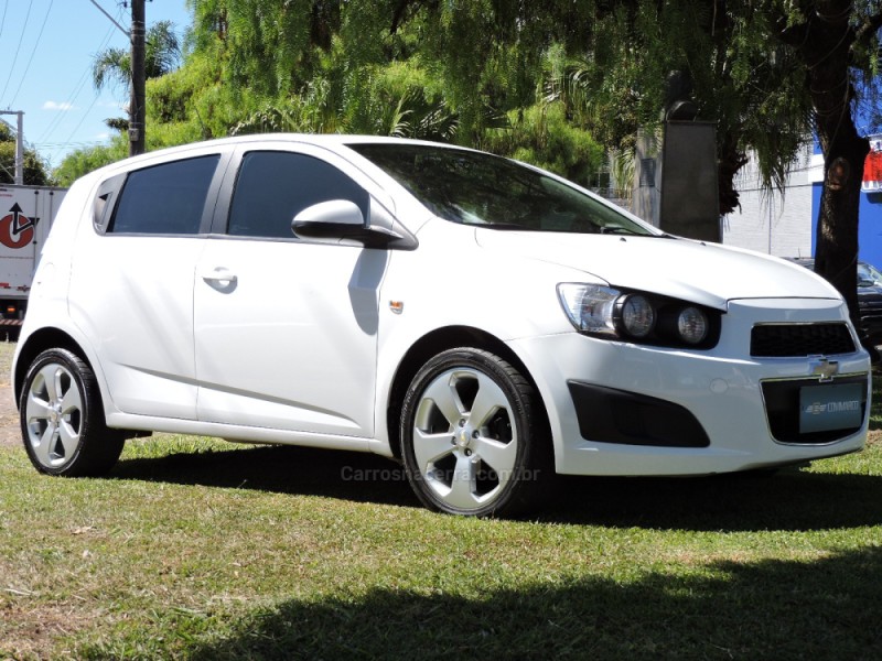 SONIC 1.6 LT 16V FLEX 4P MANUAL - 2014 - SãO MARCOS