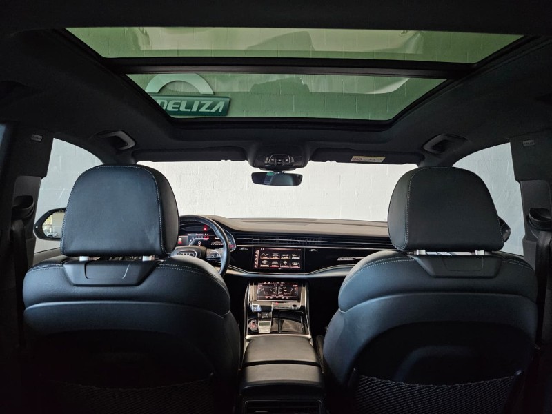 Q8 3.0 TFSI PERFORMANCE BLACK QUATTRO V6 24V GASOLINA 4P S-TRONIC - 2022 - FARROUPILHA