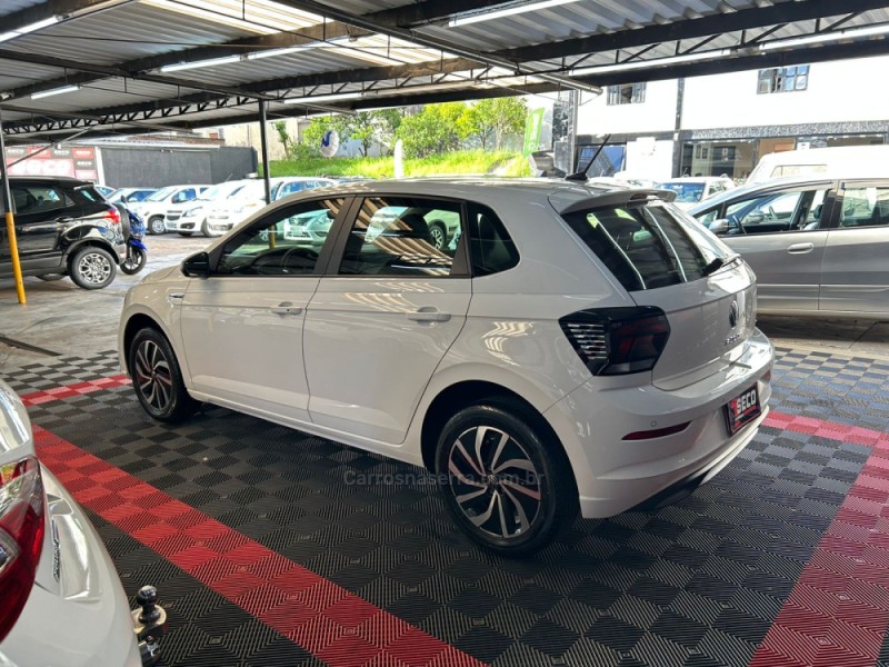 POLO 1.0 170 TSI 12V HIGHLINE FLEX 4P AUTOMÁTICO - 2024 - PASSO FUNDO