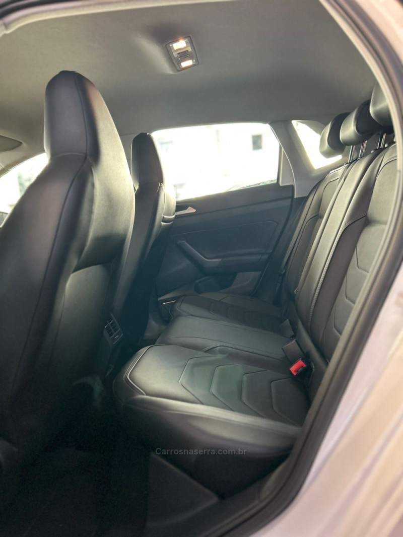 POLO 1.0 170 TSI 12V HIGHLINE FLEX 4P AUTOMÁTICO - 2024 - PASSO FUNDO