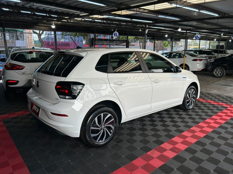 POLO 1.0 170 TSI 12V HIGHLINE FLEX 4P AUTOMÁTICO - 2024 - PASSO FUNDO