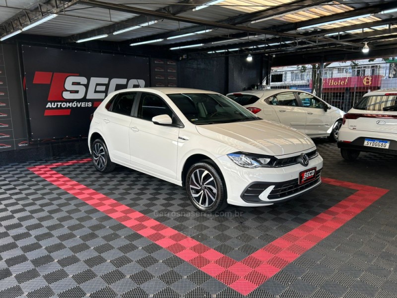 POLO 1.0 170 TSI 12V HIGHLINE FLEX 4P AUTOMÁTICO - 2024 - PASSO FUNDO