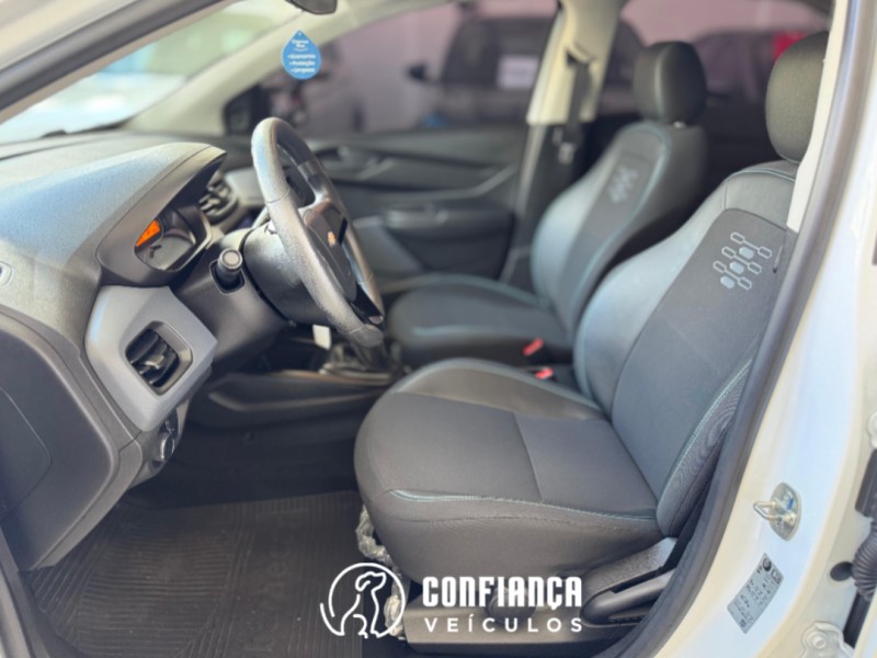 ONIX 1.0 JOY PLUS BLACK 8V FLEX 4P MANUAL - 2021 - BENTO GONçALVES