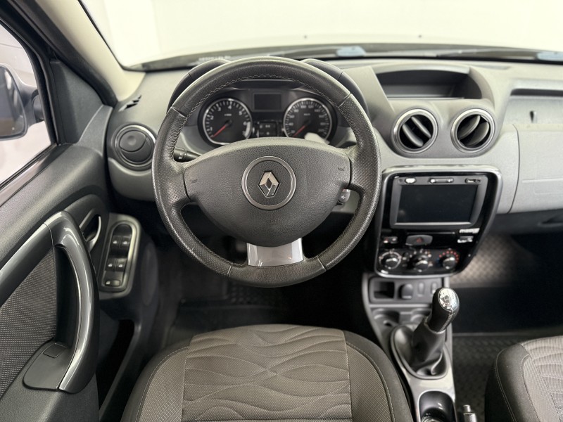 DUSTER 1.6 DYNAMIQUE 4X2 16V FLEX 4P MANUAL - 2014 - CAXIAS DO SUL