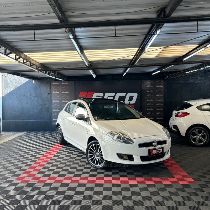 BRAVO 1.8 SPORTING 16V FLEX 4P AUTOMATIZADO - 2013 - PASSO FUNDO