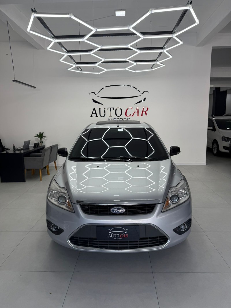 FOCUS 2.0 GHIA 16V FLEX 4P MANUAL - 2009 - CAXIAS DO SUL