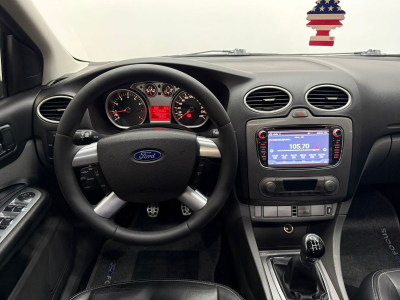 FOCUS 2.0 GHIA 16V FLEX 4P MANUAL - 2009 - CAXIAS DO SUL